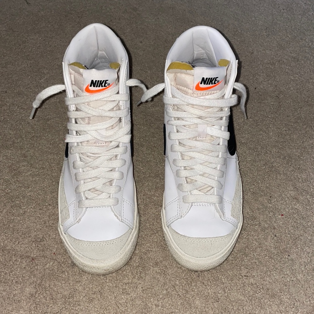 Womens Nike high top blazers size 7